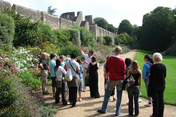 1.5-hour Oxford City and University Walking Tour - Group size, sound, and the practical photo reality