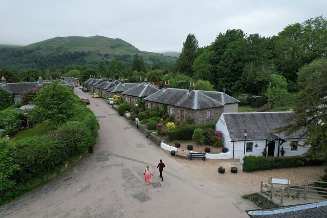 1 Day Castles, West Highlands and Loch Lomond Tour from Edinburgh - Inveraray on Loch Fyne, Plus the Jail Stop If You Want It