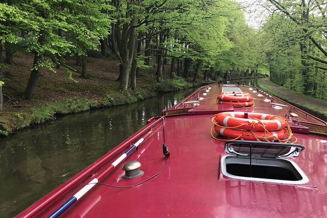 1-Hour Public Cruise - A 1-hour Skipton canal cruise that fits real travel days