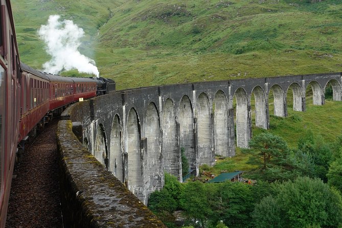 2-Day Jacobite Experience including the Hogwarts Express from Edinburgh - Day 1: Pitlochry Quick Bite, Clava Cairns, Culloden, and Loch Ness