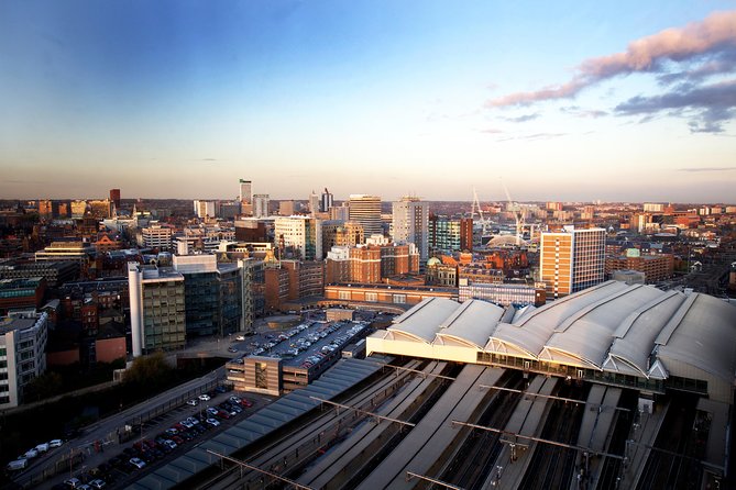 2 Hour Leeds Highlights Walking Tour - Key things I’d plan around