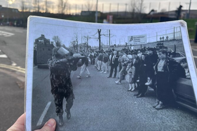 2 Hour Private Belfast Taxi Cab Tour of Troubles & Peace walls - International Mural Wall on Divis Street, Art That Reaches Beyond Belfast