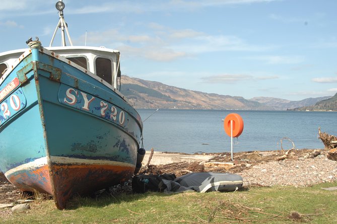 3-Day Isle of Skye and Highlands Tour from Glasgow - Day 1: Loch Lomond, Luss, and Glencoes dramatic stories