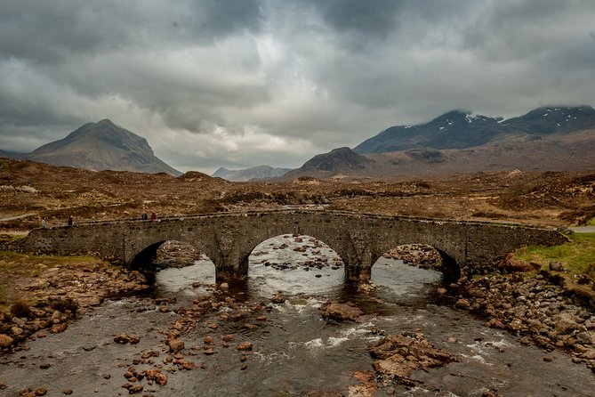 4-Day Isle of Skye and Highlands Small-Group Tour from Edinburgh - Lodging, breakfasts, and the one accommodation reality to plan for