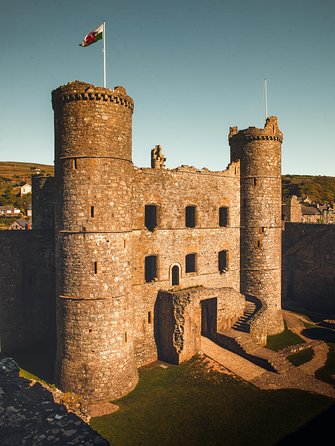 5-Day Discover Wales Small-Group Tour from London - Day 5: St Fagans Museum of Welsh Life, Castle Combe Stroll, and Back to London