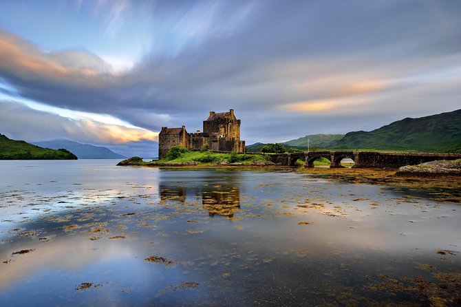 5-Day Highland Explorer and Isle of Skye Small-Group Tour from Edinburgh - Day 4: Old Man of Storr and Kilt Rock, then Dunvegan Castle and Gardens