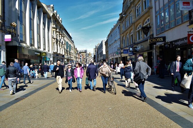 90 Minute Classic Walking Tour of Oxford - Christopher Wren’s 1669 Architecture and the Museum Moment