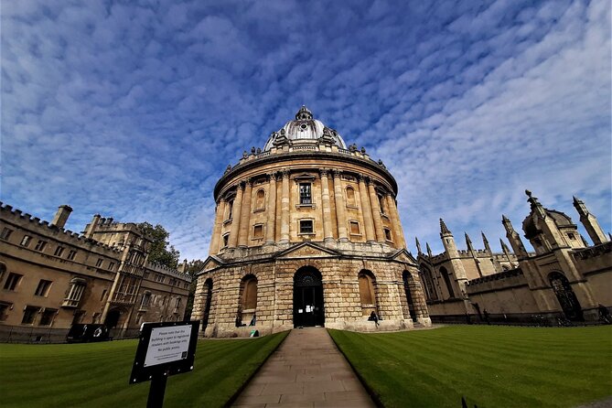 90 Minute Classic Walking Tour of Oxford - High Street and the Bridge of Sighs: Beauty With a Backstory