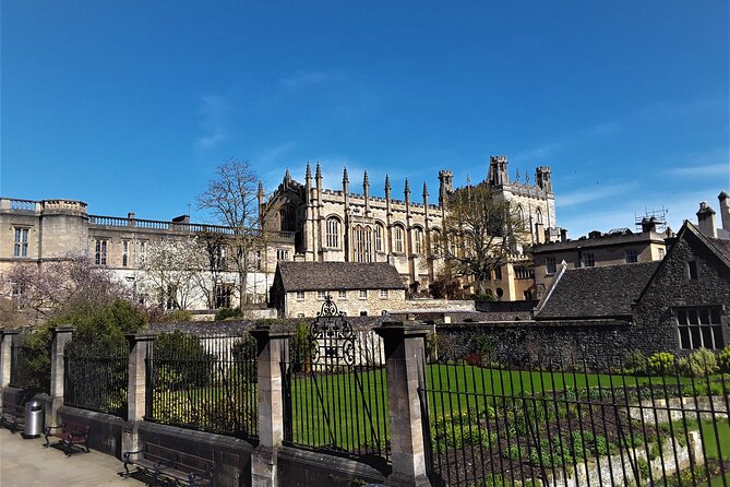 90 Minute Classic Walking Tour of Oxford - Radcliffe Camera: The University Precinct in One Stop