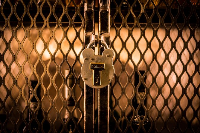 90min Underground Whisky Tasting in Edinburgh's Old Town - Stop focus: The Lost Close and why it changes the tasting