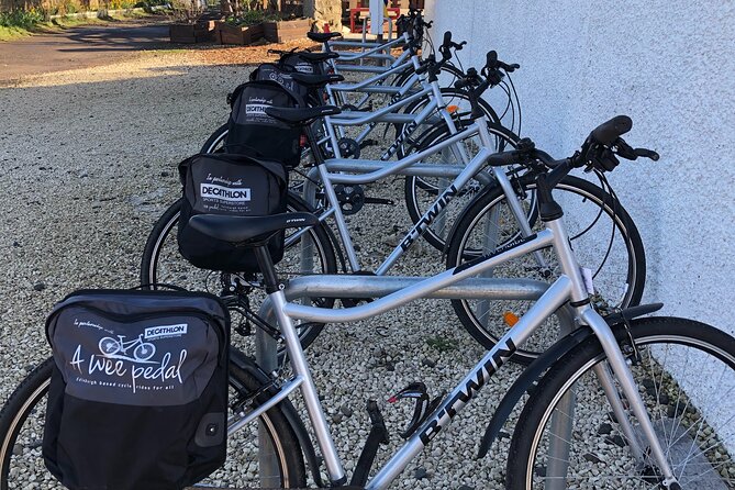 'A Wee Pedal's' Family Friendly Cycle Tour to Edinburgh's Coast - The route that teaches while you ride: Craigmillar, Holyrood, and Arthur’s Seat