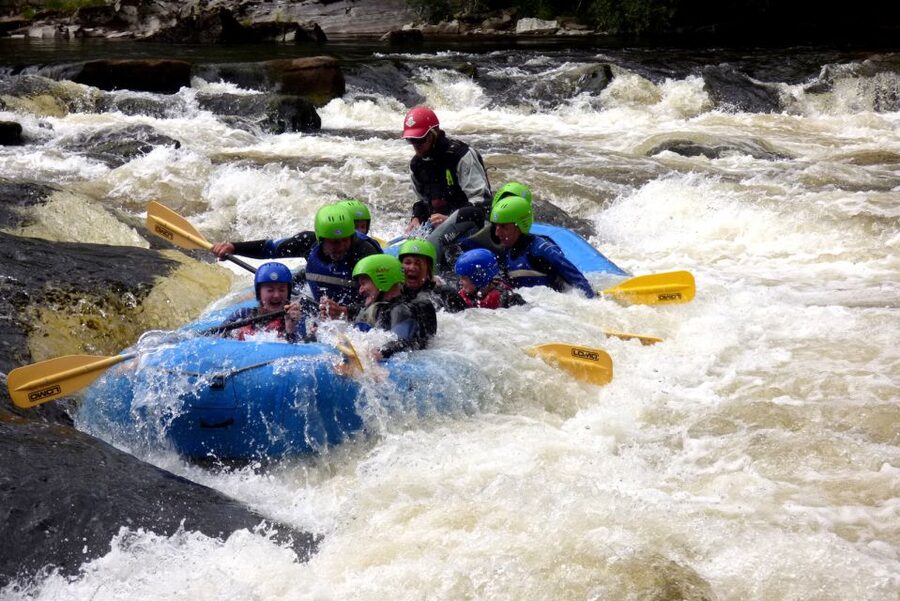 Aberfeldy: Rafting on the River Tay - Rafting the River Tay: Aberfeldy to Grandtully in 90 minutes