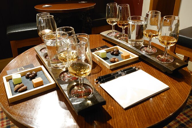 Afternoon Whisky Tasting in a Traditional Edinburgh Bar - How to Taste Smarter During the 90 Minutes