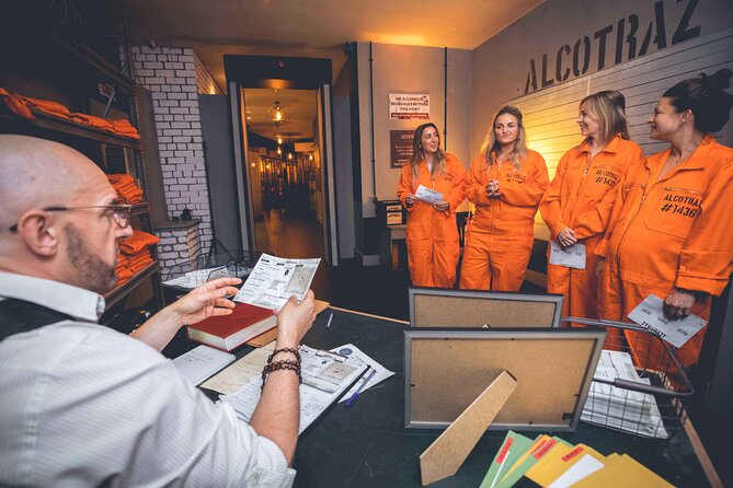 Alcotraz Prison Cocktail Experience in Manchester - Photos in an Orange Jumpsuit: Why the Visuals Matter