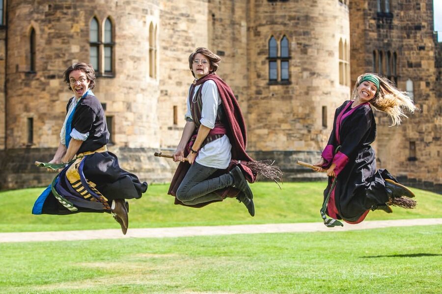 Alnwick: Alnwick Castle Ticket - Guides and smaller groups: why your route can feel tailored