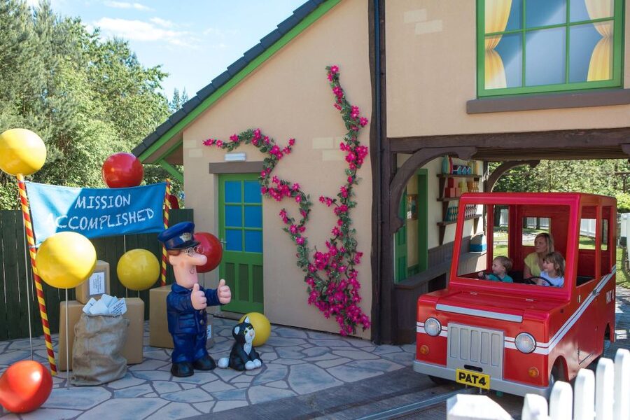 Alton Towers Resort: Entrance Ticket - Price and Value: Is $43 Good for Alton Towers?