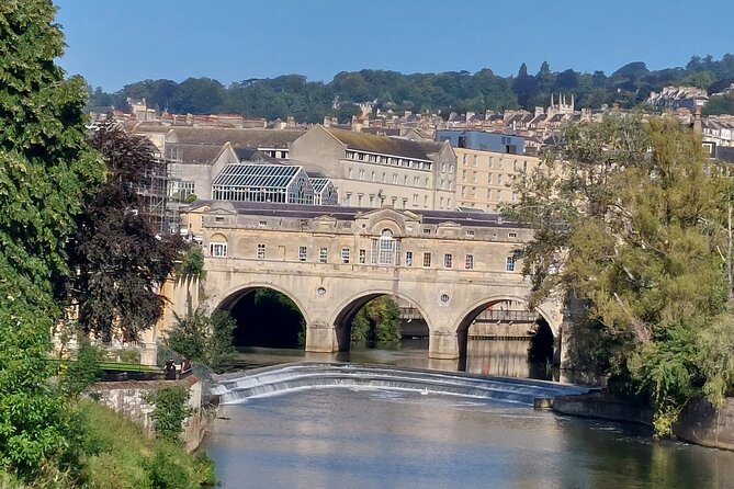 Bath and Cotswolds Guided Tour from London - Guide Quality and Communication: Why It Can Make or Break the Day