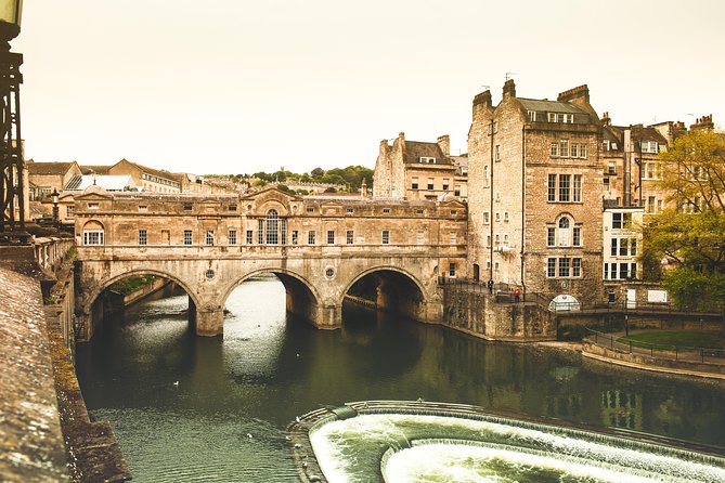 Bath, Avebury and Lacock Village Small-Group Day Tour from London - Lacock Village: Film Streets, Abbey Grounds, and Quick Choices