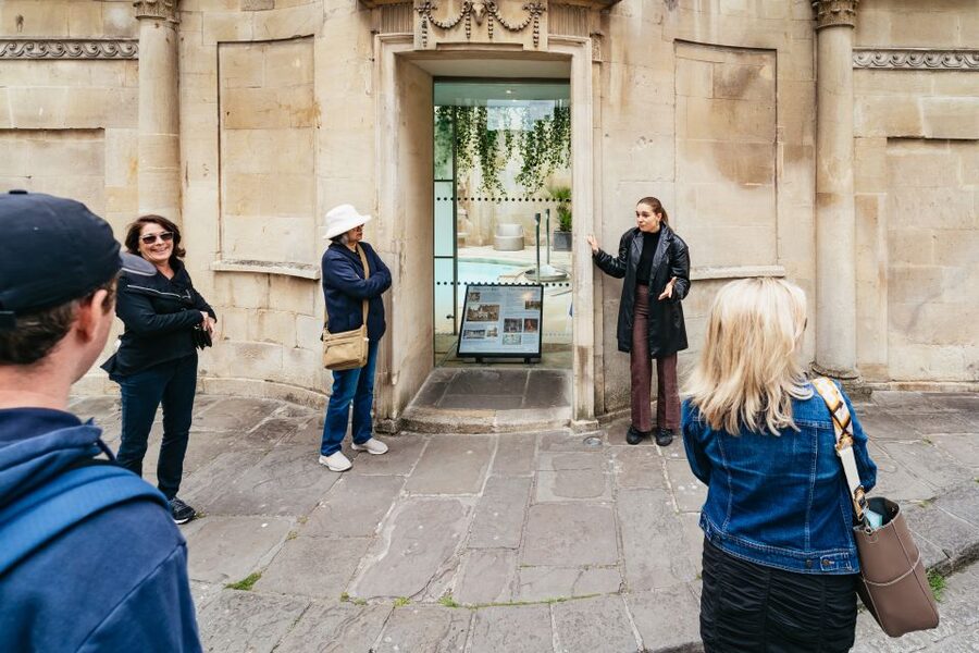 Bath: City Walking Tour with Optional Roman Baths Entry - Timing, Walking Pace, and How Long to Plan