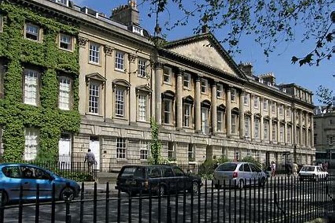 Bath: Local Pubs & Historic Sights Walking Tour (3h) - Queen Square to Royal Crescent: Georgian society, not just pretty facades