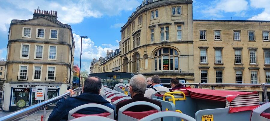 Bath: Tootbus Bath Discovery Hop-On Hop-Off Tour - City Tour: the Georgian core in a smooth, bite-sized loop