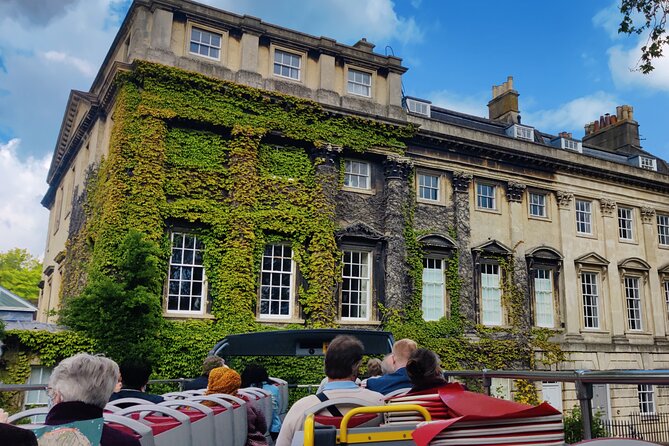 Bath Tootbus Hop-on Hop-off Sightseeing Bus Tour - Audio earphones, live vs recorded, and the app/Wi-Fi question
