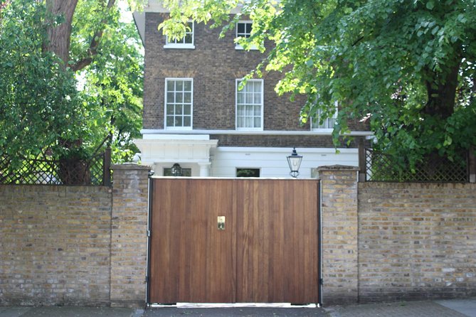 Beatles Tour of London by Private Black Taxi - Abbey Road Studios stop: the moment you’ll feel in your bones