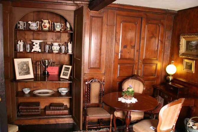 Beatrix Potter Afternoon Half Day - includes Hill Top and Cruise - Hawkshead and passing through the story locations