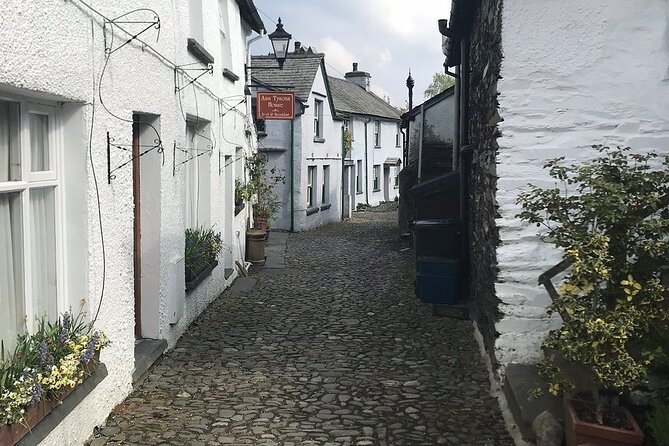 Beatrix Potter: Morning Half Day with an Expert Guide - includes entrance fees - Hawkshead Grammar School Museum and village lanes