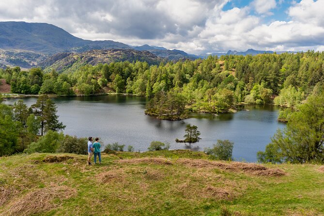 Beatrix Potter's Half Day Lake District Tour Including Lake Cruise - Boarding the Lake Windermere Cruise from Bowness and Waterhead