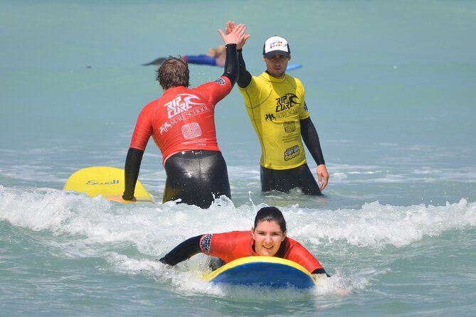 Beginner Surf Lesson in Newquay, Cornwall - Small group size up to 8: the attention you feel right away