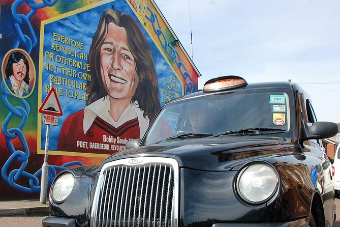 Belfast Famous Black Taxi Tour Political Murals & Peace Wall 2 Hr - Entering Belfast by black taxi, murals included
