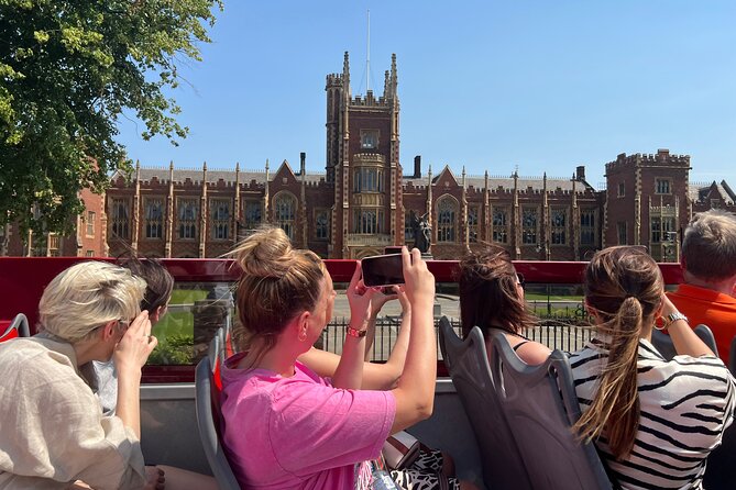 Belfast Hop-on Hop-off Tours - Queen’s University, the Ulster Museum, and the Botanic Gardens reset