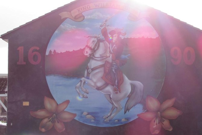 Belfast Murals Taxi Tour - Why this Belfast murals taxi format works