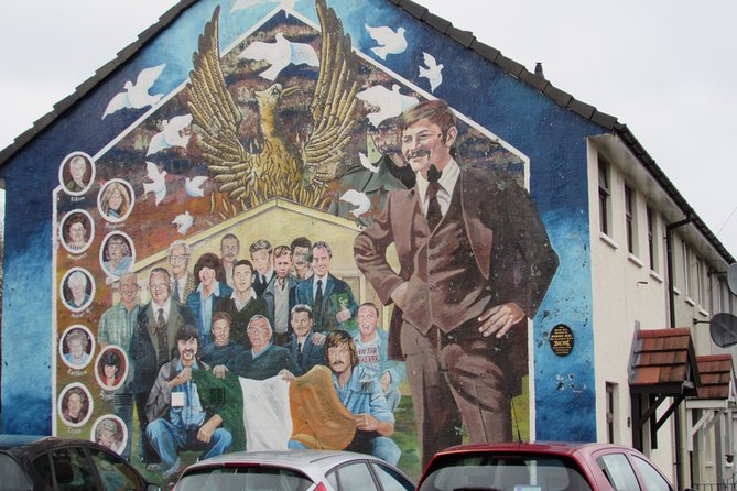 Belfast Murals Taxi Tour - Getting from the Leonardo Hotel to the murals fast