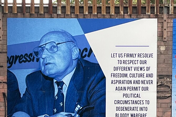Belfast Political/history/troubles private taxi/cab tour - What you can expect from the timing and pacing