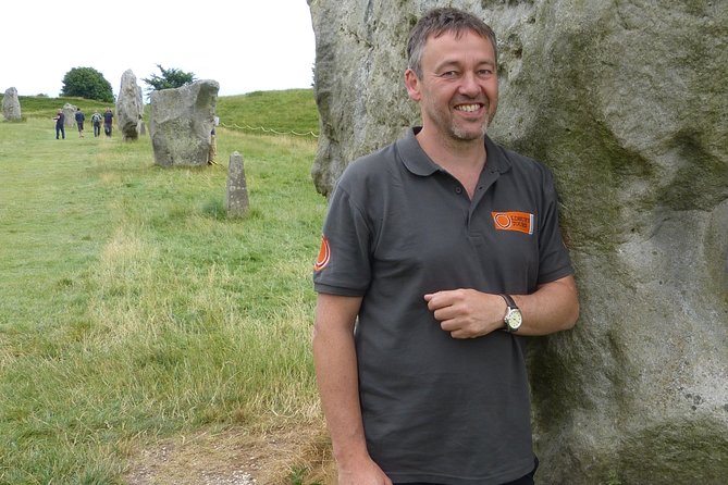Bespoke private tours of Stonehenge and Avebury by car with local guide - Price and value: what you pay for in a group of up to 6