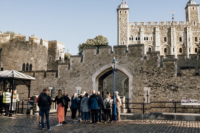 Best of London Tour - Crown Jewels, River Cruise & History Walk - Thames River cruise: your easy sightseeing bridge to Westminster