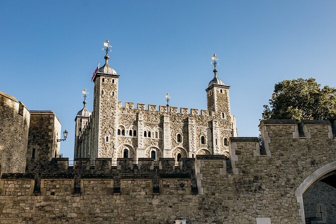 Best of London Tour - Crown Jewels, River Cruise & History Walk - Bloody Tower and the Torture Tower stories