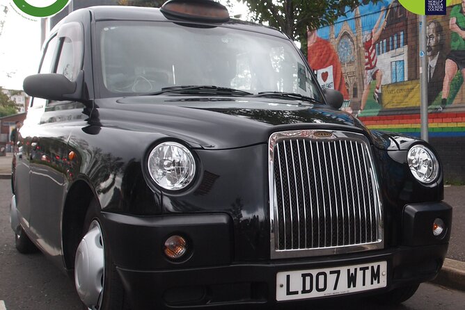 Black Taxi Mural "Tour Like A Local" - Key things to know before you go
