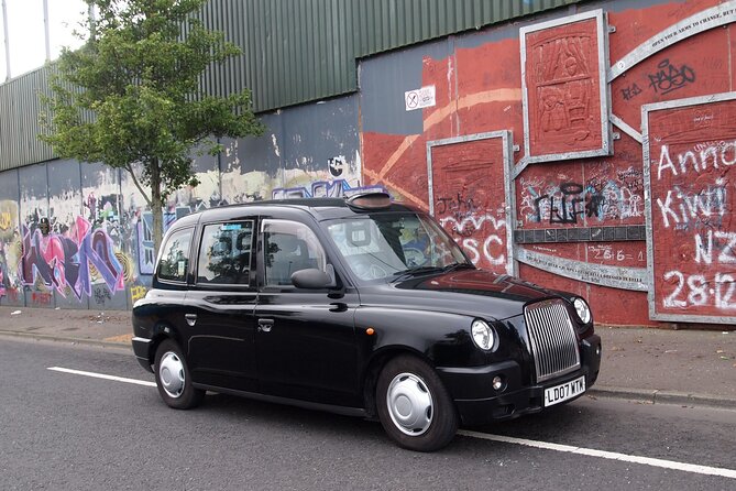 Black Taxi Mural "Tour Like A Local" - The guide, conversations, and an attitude of balance