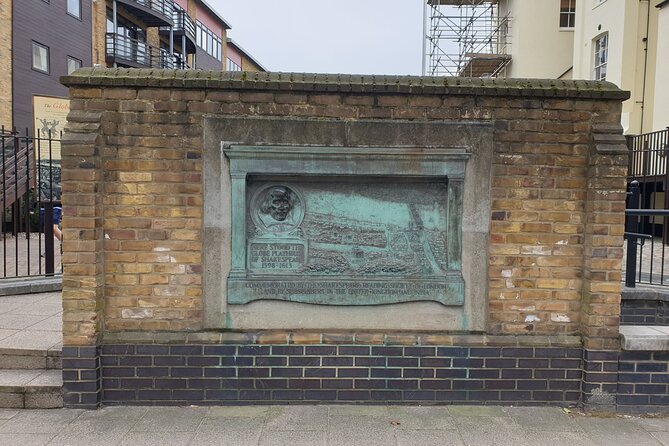 Booze, Brothels & The Bard: A Walking Tour of London's Bawdy Borough - From Marshalsea to Outcast Graves, the Dark Side of Southwark