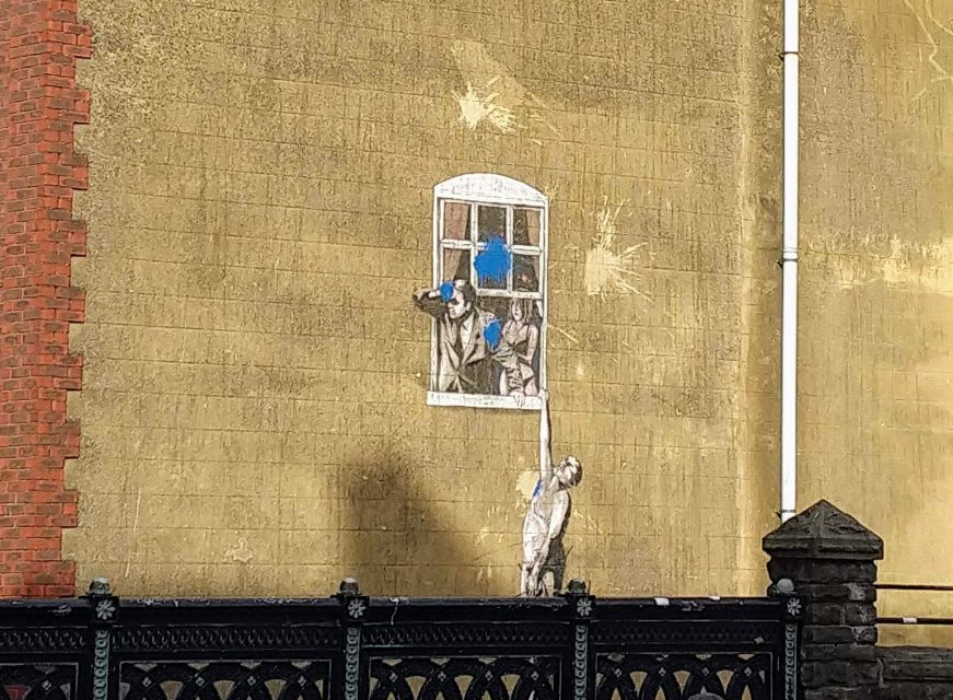 Bristol: Self-Guided Sightseeing Audio Tour - Bristol’s oldest pub, two Banksy icons, and the cathedral area