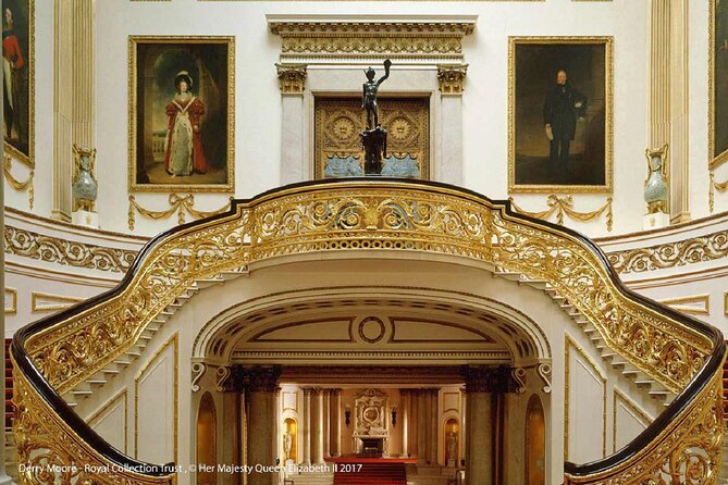 Buckingham Palace Entrance Ticket & British Royalty Guided Tour - The Mall, Clarence House, and why the route feels like a movie scene