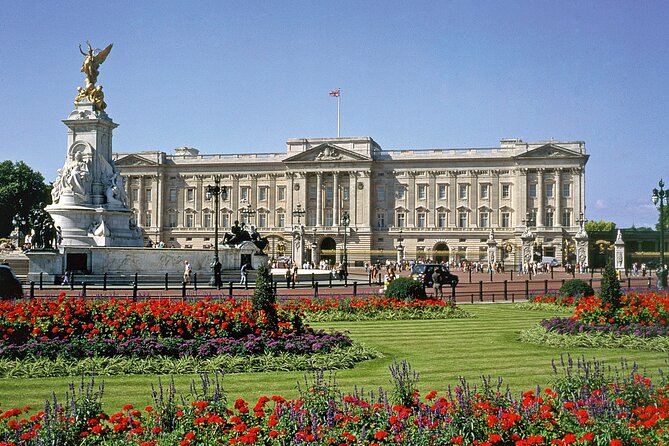 Buckingham Palace: Official State Rooms Entry Ticket - Courtyard Energy: Cafe, Shop, and Garden Breaks
