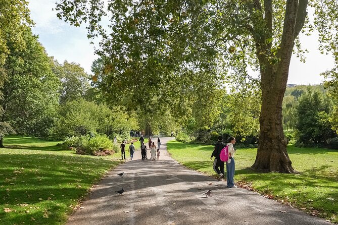 Buckingham Palace: Walking Tour with Entry & Audio Guide - Why this Buckingham Palace plan works for first-timers