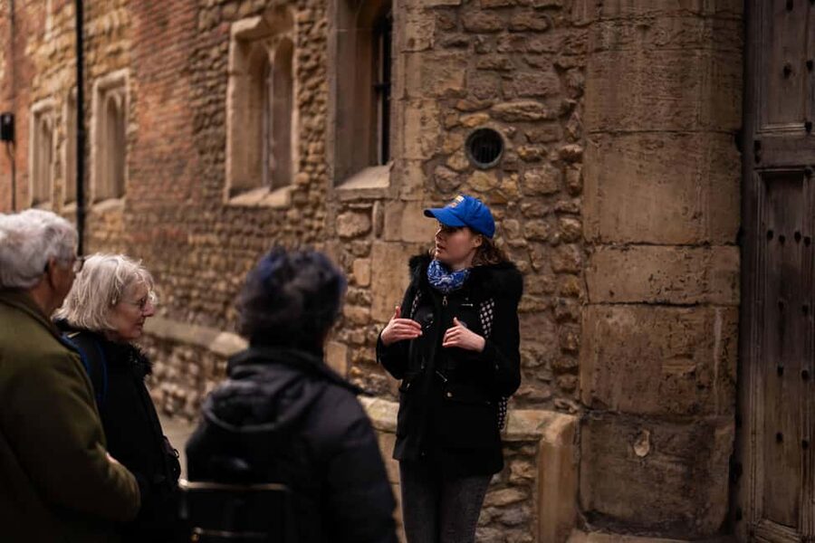 Cambridge: Ghost Tour Led by University Alumni Guide - Should You Book This Cambridge Ghost Tour with Alumni?