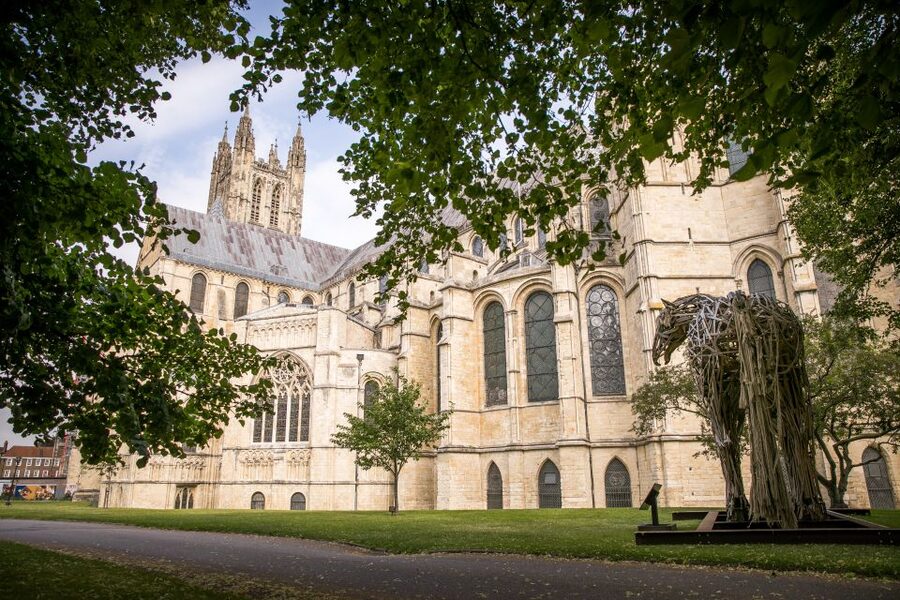 Canterbury Cathedral: Entry Ticket with Audio Guide - Stained Glass and High Ceilings: How to See Without Missing the Point