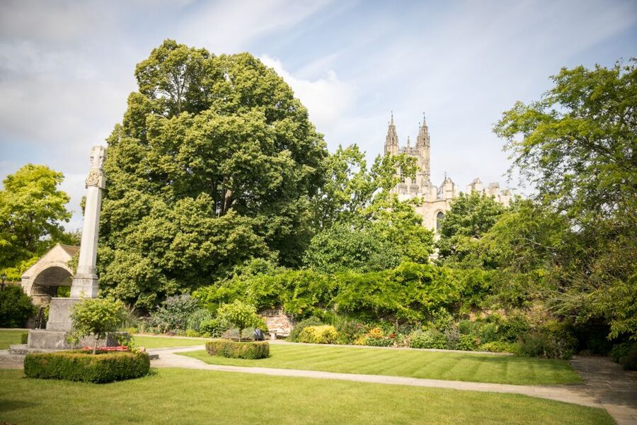 Canterbury Cathedral: Entry Ticket with Audio Guide - Small But Important Rules That Affect Your Comfort