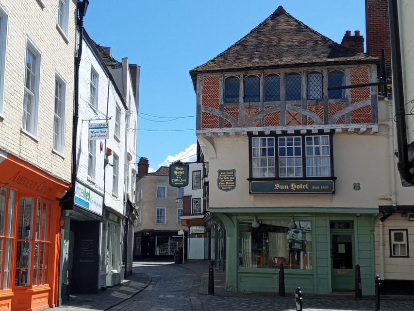 Canterbury: Walking Tour with Green Badge Guide - Price and value: why $20 can work better than a ticketed day